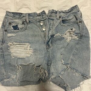 light blue ripped jean shorts